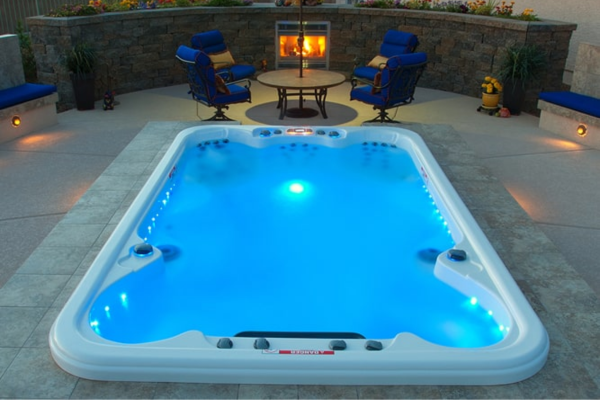 American Whirlpool Swim Spa 400 x600