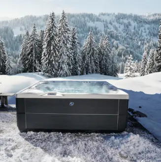 Hot Tub in Elmira Heights, NY